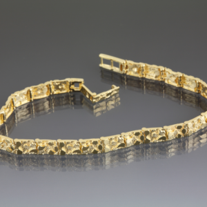 Royal Heritage Gold Link Bracelet
